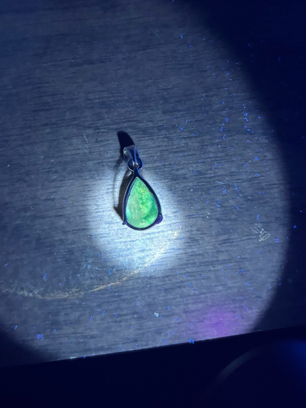 Teardrop Raw Emerald Pendant - Picture 6 of 6